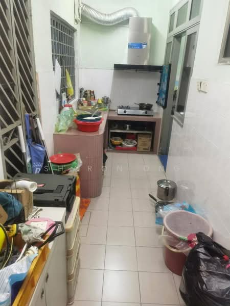 2-storey Terraced House for Sale in Taman Ungku Tun Aminah (Skudai) - Sharon Ong - Kitchen - PropertyGuru.com.my