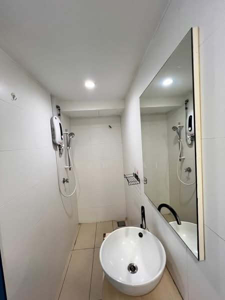 Servis Apartment untuk Disewa di Colonial @ Empire City - Alan Tai - Bathroom - PropertyGuru.com.my