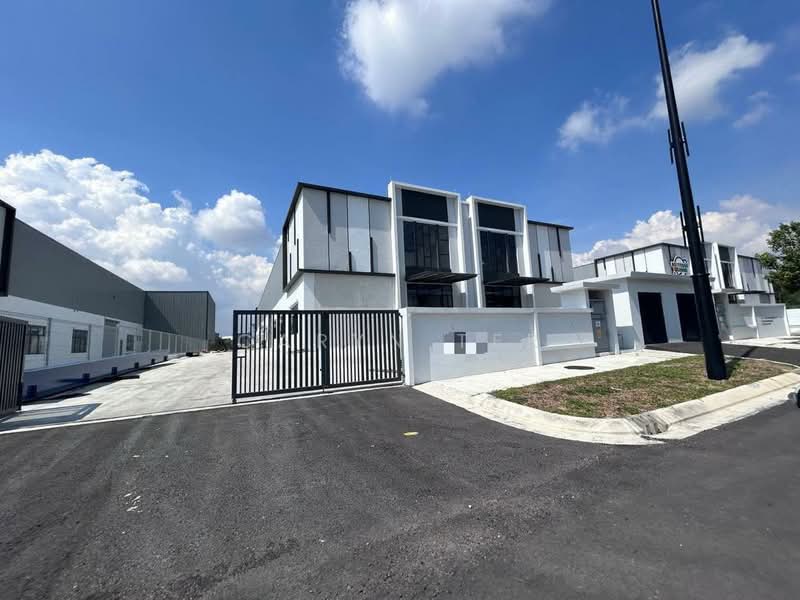 Cluster Factory for Rent in Eco Business Park 1 (Johor Bahru) - Caryn Ter - Exterior - PropertyGuru.com.my