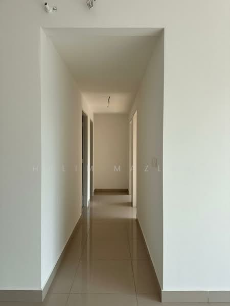 Kondominium untuk Dijual di M Adora - Halim Mazlan - Corridor - PropertyGuru.com.my