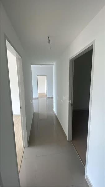 Kondominium untuk Dijual di M Adora - Halim Mazlan - Corridor - PropertyGuru.com.my
