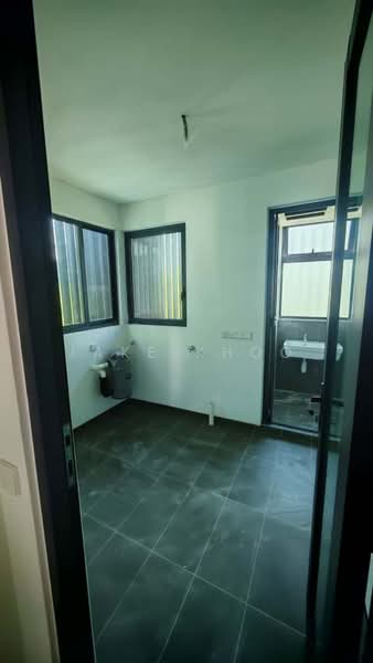 Condominium for Sale at The Light Collection IV - Jake Khoo - Bathroom - PropertyGuru.com.my