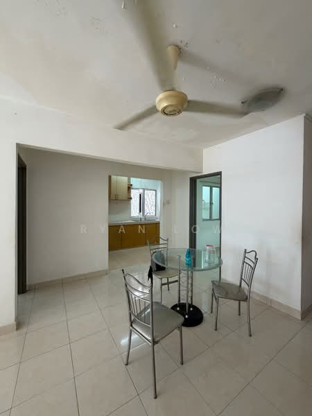 Apartment for Sale at Aliran Damai - Ryan Low - Interior - PropertyGuru.com.my