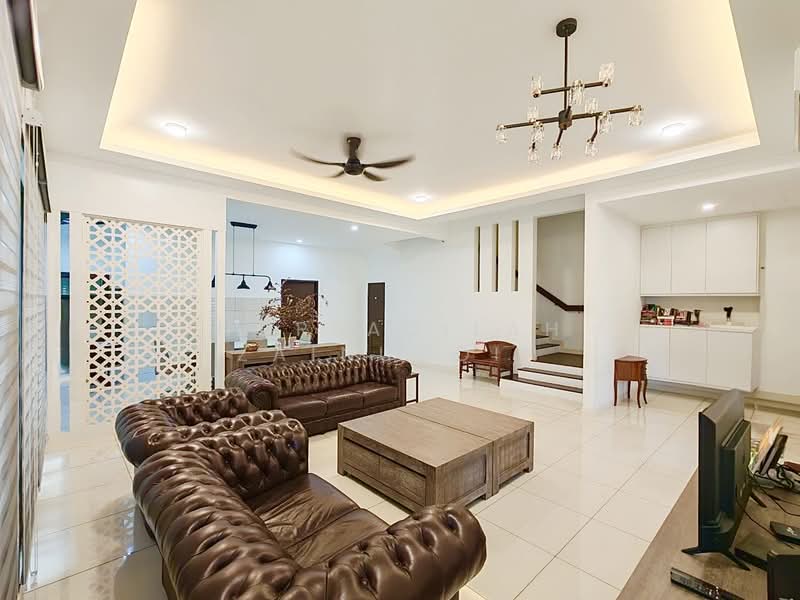 Rumah Berkembar untuk Dijual di Denai Alam (Shah Alam) - NORFADILAH ZAINUDDIN - Living Room - PropertyGuru.com.my