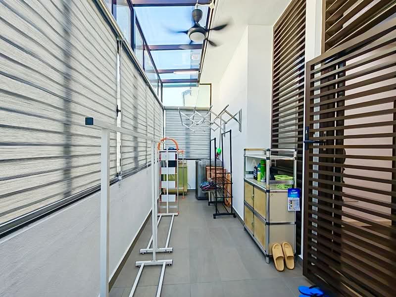Rumah Berkembar untuk Dijual di Denai Alam (Shah Alam) - NORFADILAH ZAINUDDIN - Balcony - PropertyGuru.com.my