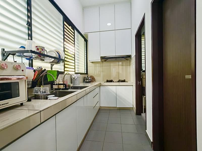 Rumah Berkembar untuk Dijual di Denai Alam (Shah Alam) - NORFADILAH ZAINUDDIN - Kitchen - PropertyGuru.com.my