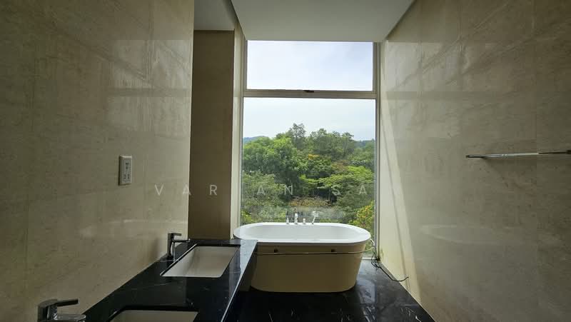 Bungalow for Sale in Ampang Jaya (Ampang) - Varian Saw - Bathroom - PropertyGuru.com.my