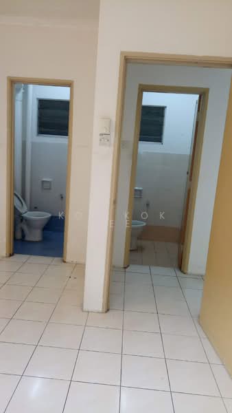 Servis Apartment untuk Disewa di Suria Kinrara - Kor Kok Tee - Bathroom - PropertyGuru.com.my