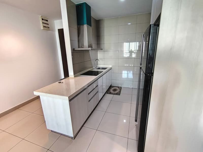 Service Residence for Sale at The Loft @ ZetaPark - Amber Ng - Kitchen - PropertyGuru.com.my