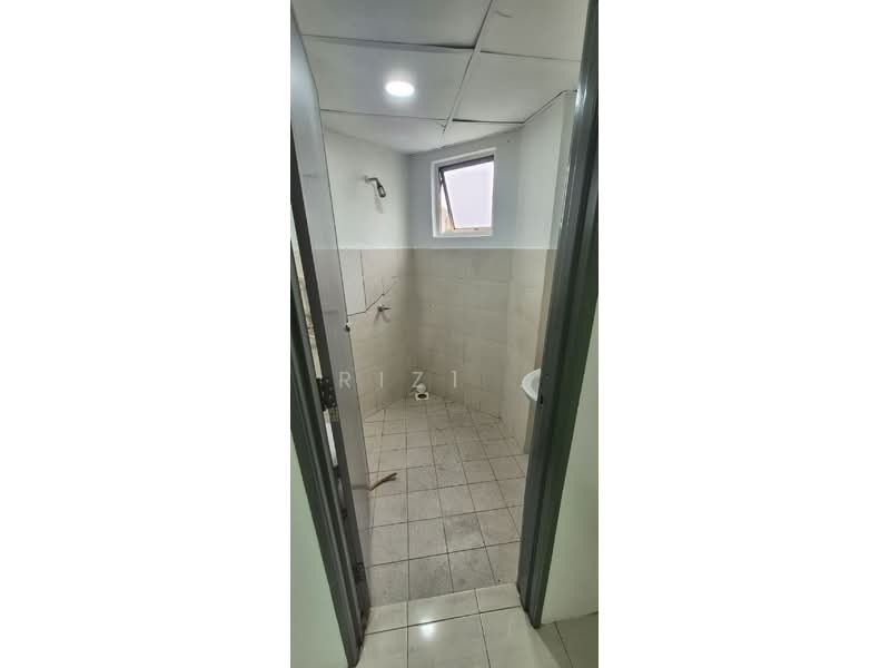 Pangsapuri untuk Dijual di One Selayang - RIZ1 . - Bathroom - PropertyGuru.com.my
