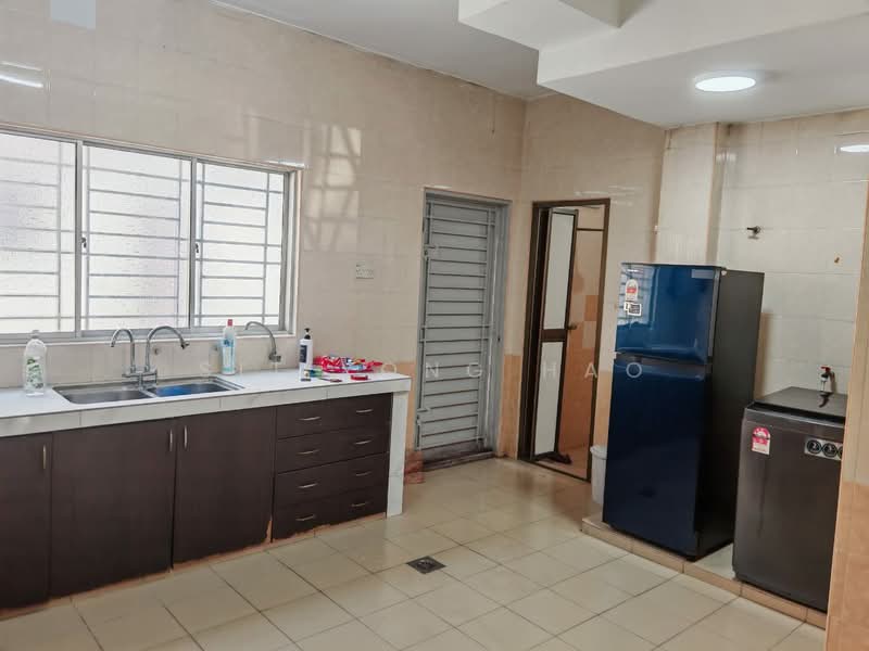 Terraced House for Rent in Bandar Botanic (Klang) - Sit Yong Hao - Kitchen - PropertyGuru.com.my