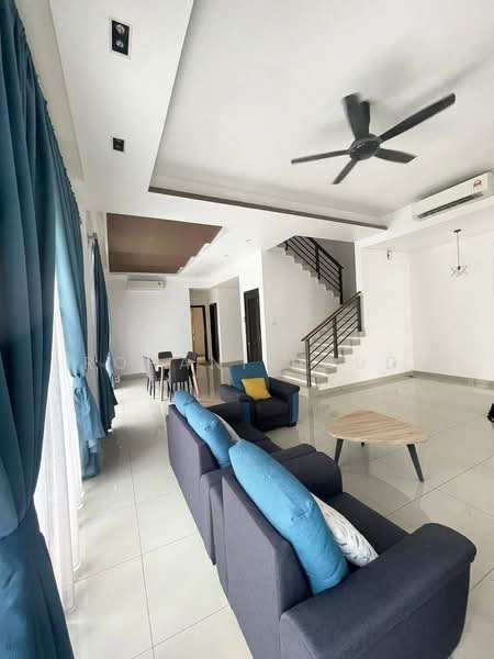 Semi-Detached House for Rent in Taman Jenderam Harmoni (Dengkil) - Rohani Daud - Living Room - PropertyGuru.com.my