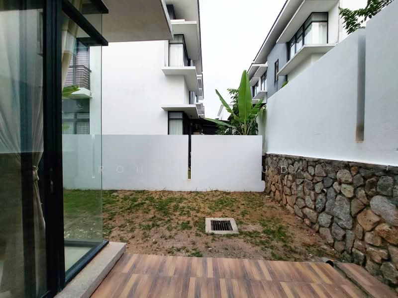Semi-Detached House for Rent in Taman Jenderam Harmoni (Dengkil) - Rohani Daud - Exterior - PropertyGuru.com.my