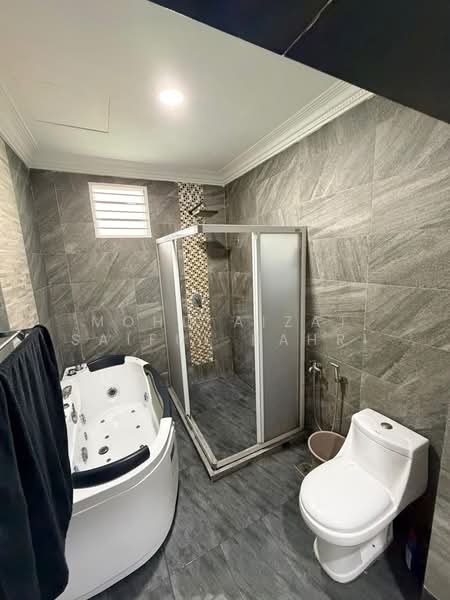 Rumah Teres 3 Tingkat untuk Dijual di Ampang (Selangor) - Mohd Aizat Saiful Bahri - Bathroom - PropertyGuru.com.my