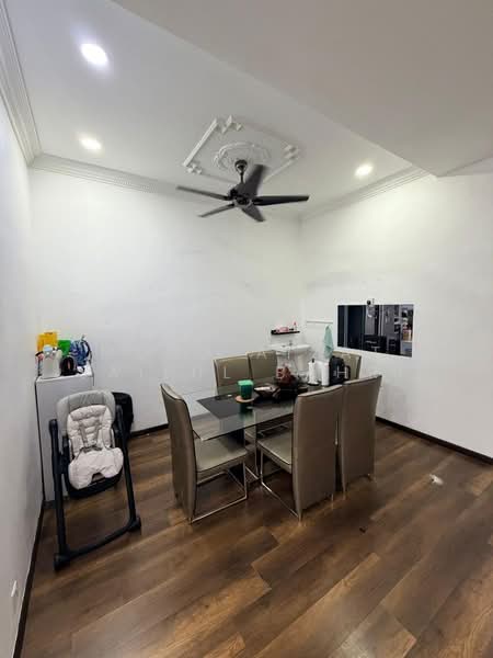 Rumah Teres 3 Tingkat untuk Dijual di Ampang (Selangor) - Mohd Aizat Saiful Bahri - Dining Room - PropertyGuru.com.my