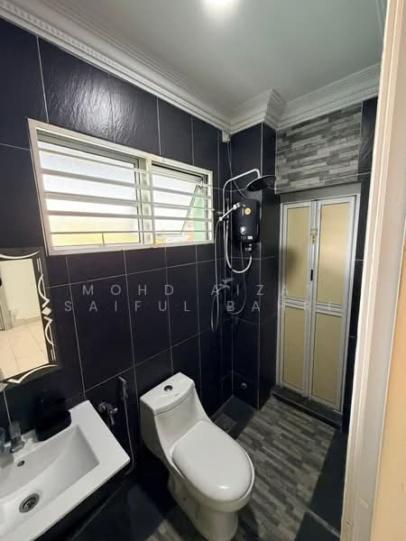 Rumah Teres 3 Tingkat untuk Dijual di Ampang (Selangor) - Mohd Aizat Saiful Bahri - Bathroom - PropertyGuru.com.my