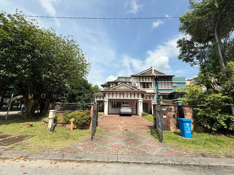 2-storey Terraced House for Sale in Bukit Jelutong (Shah Alam) - Mohd Aizat Saiful Bahri - Exterior - PropertyGuru.com.my