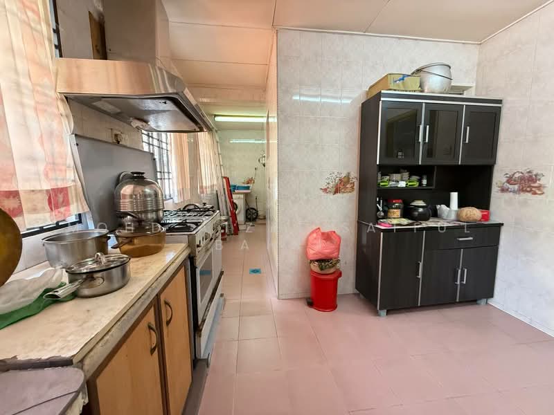 2-storey Terraced House for Sale in Bukit Jelutong (Shah Alam) - Mohd Aizat Saiful Bahri - Kitchen - PropertyGuru.com.my