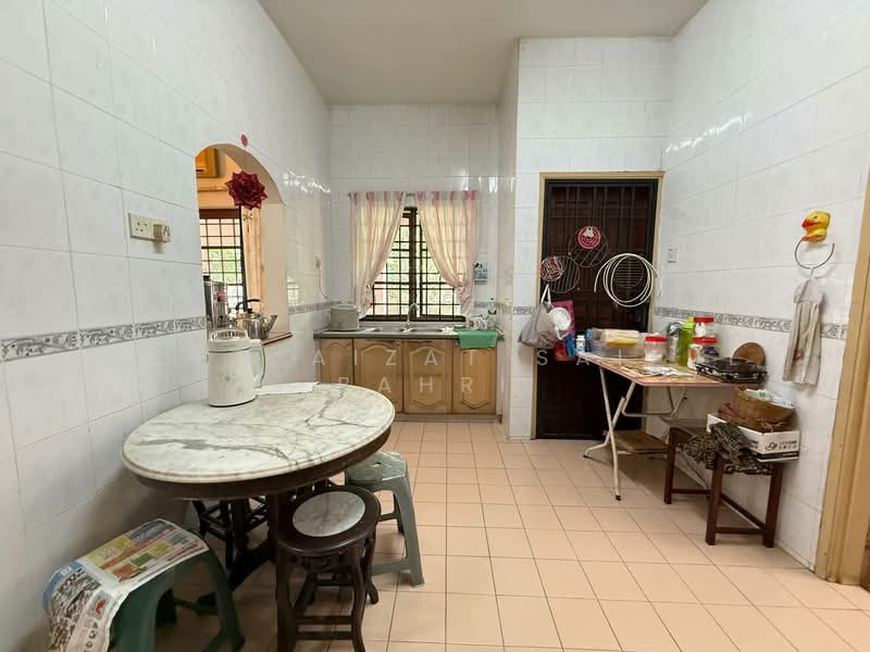 2-storey Terraced House for Sale in Bukit Jelutong (Shah Alam) - Mohd Aizat Saiful Bahri - PropertyGuru.com.my