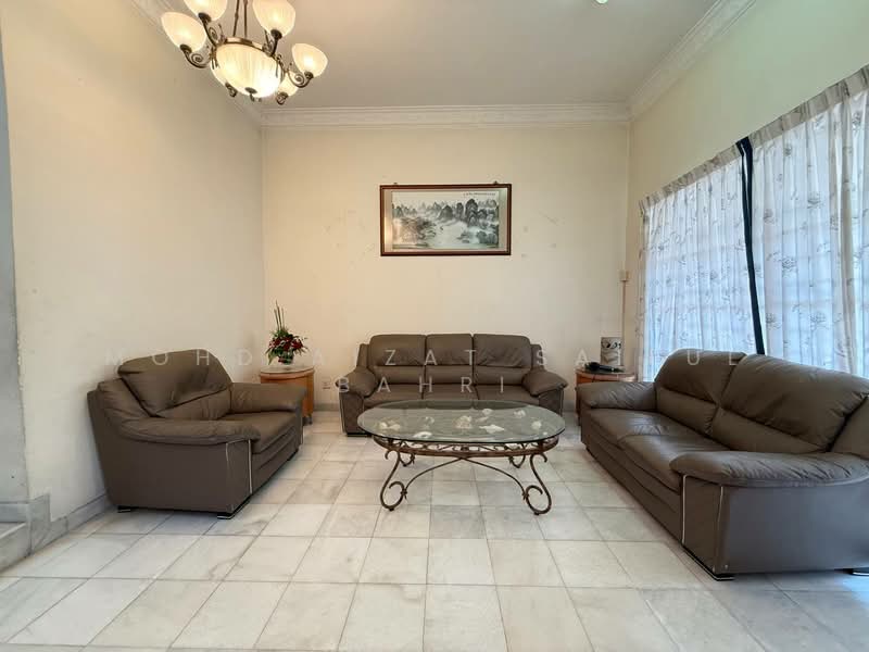 2-storey Terraced House for Sale in Bukit Jelutong (Shah Alam) - Mohd Aizat Saiful Bahri - PropertyGuru.com.my