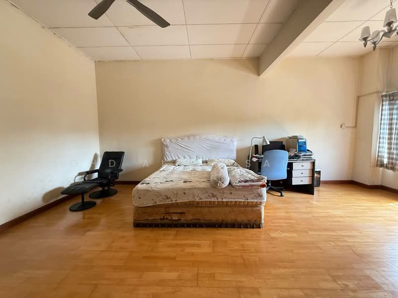 2-storey Terraced House for Sale in Bukit Jelutong (Shah Alam) - Mohd Aizat Saiful Bahri - PropertyGuru.com.my