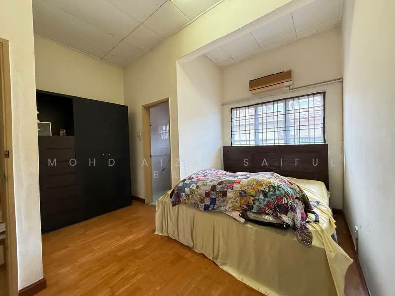 2-storey Terraced House for Sale in Bukit Jelutong (Shah Alam) - Mohd Aizat Saiful Bahri - PropertyGuru.com.my
