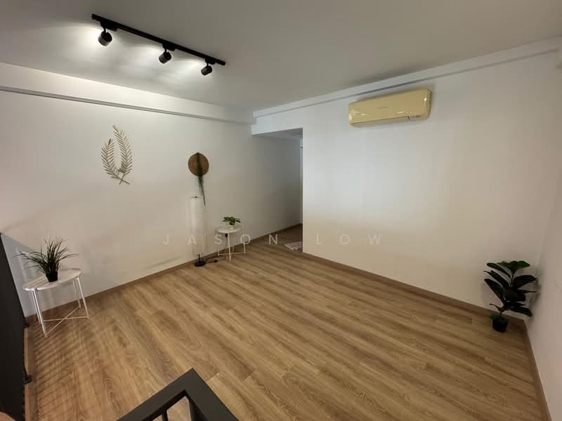 Servis Apartment untuk Disewa di Emporis - Jason Low - Living Room - PropertyGuru.com.my
