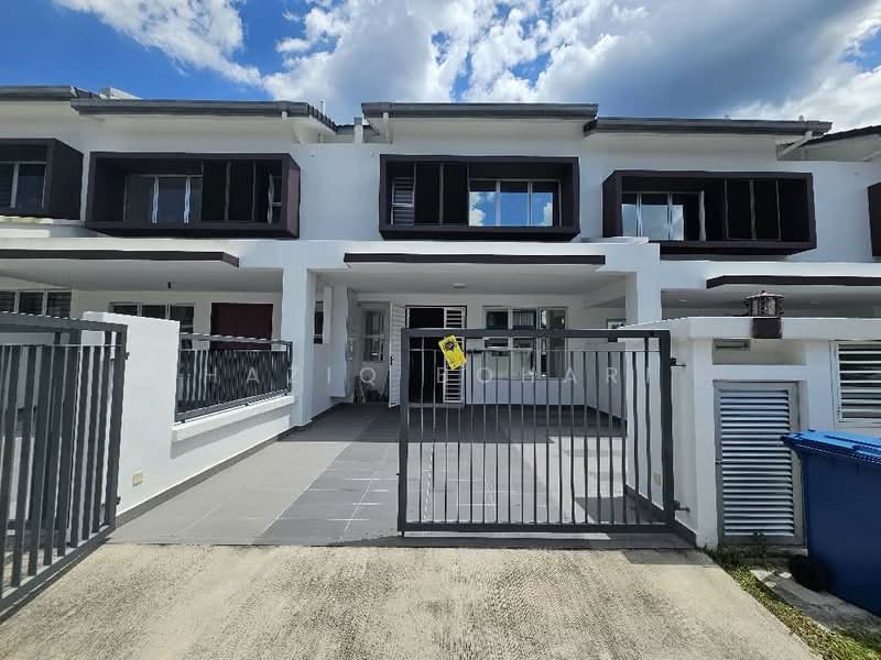 2-storey Terraced House for Sale in Bandar Rimbayu (Telok Panglima Garang) - Haziq Bohari - Exterior - PropertyGuru.com.my