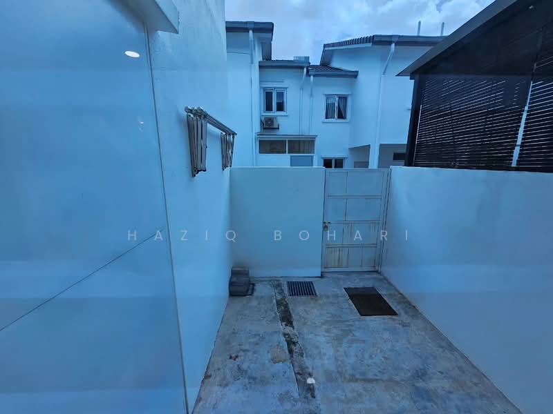 2-storey Terraced House for Sale in Bandar Rimbayu (Telok Panglima Garang) - Haziq Bohari - Exterior - PropertyGuru.com.my