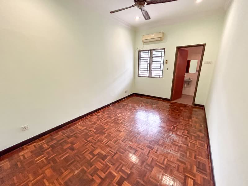2-storey Terraced House for Sale in Kota Kemuning (Shah Alam) - Max Loh - Bedroom 3 - PropertyGuru.com.my