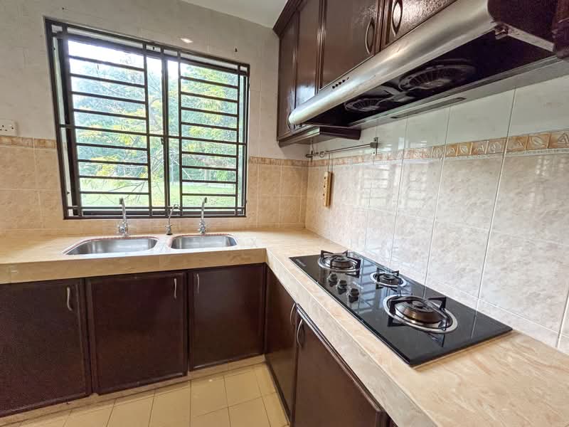 2-storey Terraced House for Sale in Kota Kemuning (Shah Alam) - Max Loh - Kitchen - PropertyGuru.com.my
