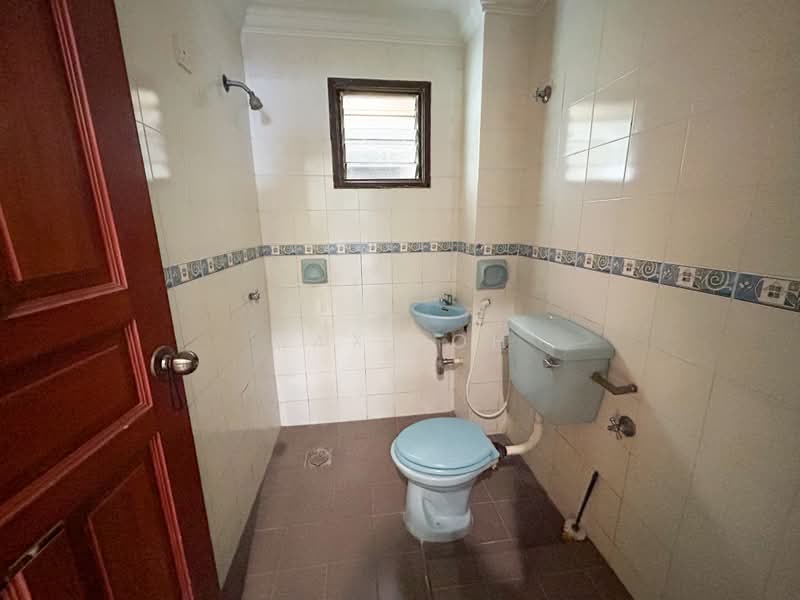 2-storey Terraced House for Sale in Kota Kemuning (Shah Alam) - Max Loh - Bathroom - PropertyGuru.com.my