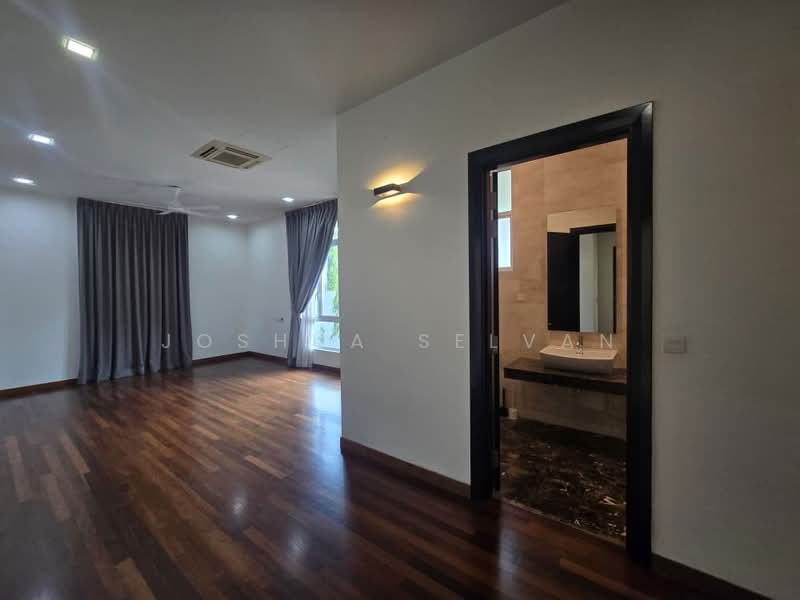 Bungalow for Sale in Taman Duta (Bukit Tunku (Kenny Hills)) - Joshua Selvan - Living Room - PropertyGuru.com.my