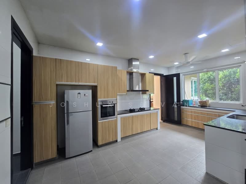 Bungalow for Sale in Taman Duta (Bukit Tunku (Kenny Hills)) - Joshua Selvan - Kitchen - PropertyGuru.com.my