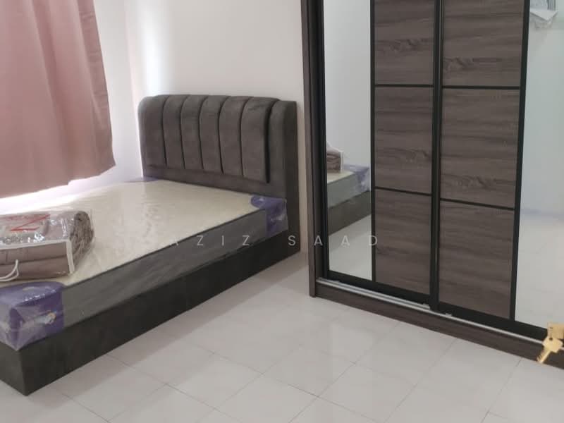 Pangsapuri untuk Dijual di Vista Pinggiran Apartment - Aziz Saad - Bedroom - PropertyGuru.com.my