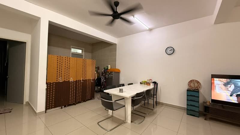 Terraced House for Sale in Kangkar Pulai (Skudai) - Sally Zi Wei - Dining Room - PropertyGuru.com.my