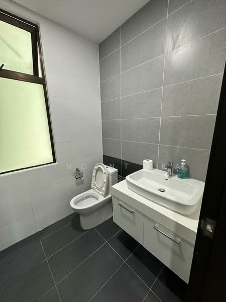 Apartment for Rent at Wave @ Marina Cove - Vincent Tea - Bathroom - PropertyGuru.com.my