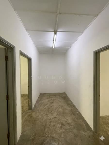 2-storey Terraced House for Sale in Bandar Baru Selayang (Selayang) - Edmund CH Leow - Corridor - PropertyGuru.com.my