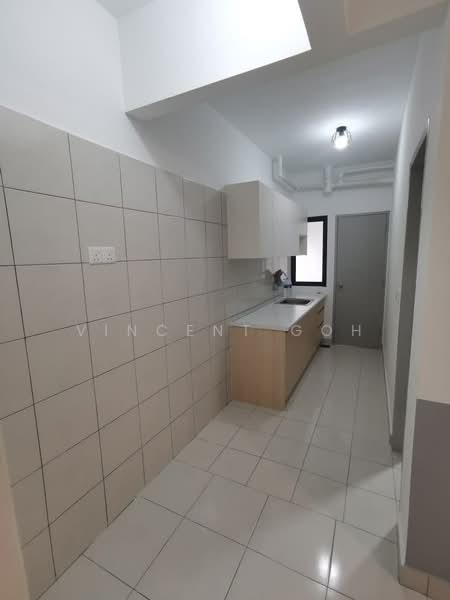 Service Residence for Sale at Residensi Bukit Tiara - Vincent Goh - Kitchen - PropertyGuru.com.my