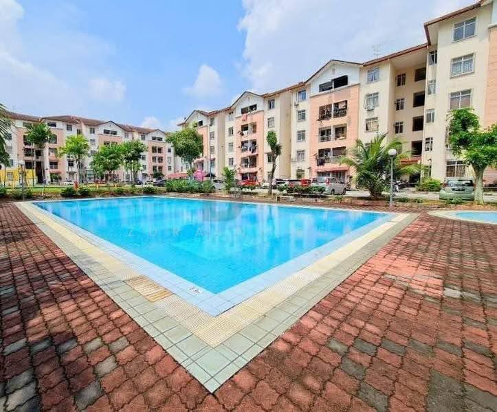 Pangsapuri untuk Dijual di Resak Apartment - Zuraini Soh - Exterior - PropertyGuru.com.my