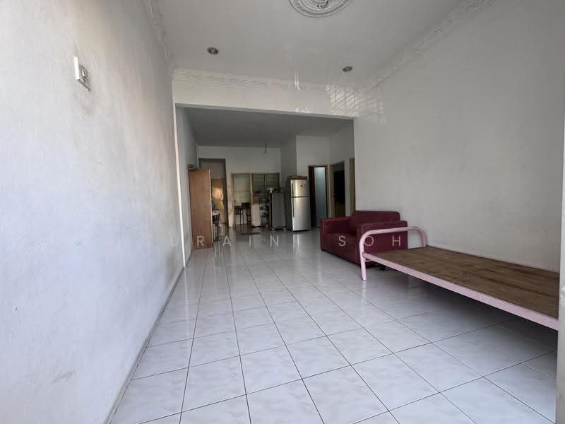 Pangsapuri untuk Dijual di Resak Apartment - Zuraini Soh - Living Room - PropertyGuru.com.my