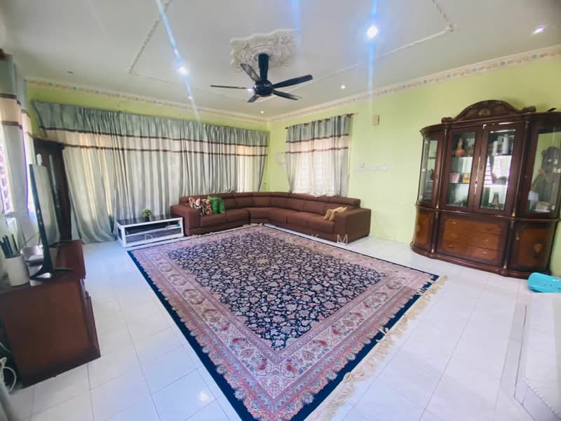 Bungalow for Sale in Bandar Baru Bangi (Selangor) - Dinie Akmal - Living Room - PropertyGuru.com.my