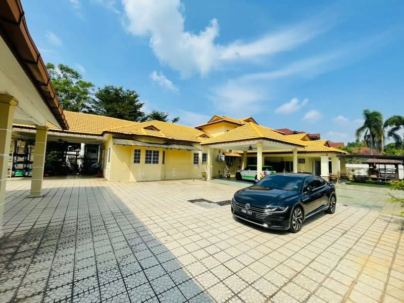 Bungalow for Sale in Bandar Baru Bangi (Selangor) - Dinie Akmal - PropertyGuru.com.my