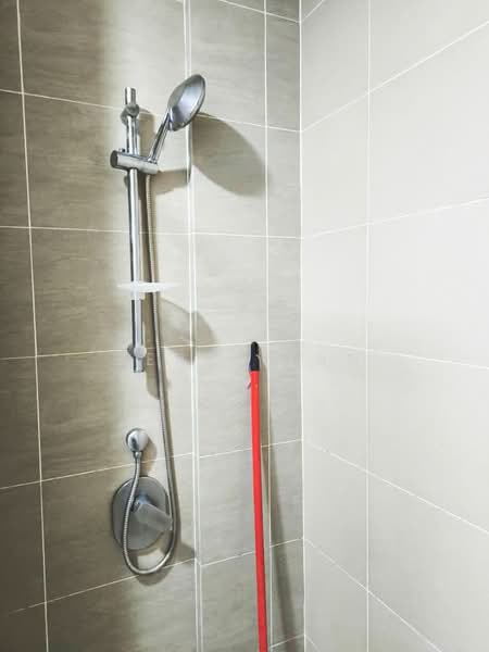 Kondominium untuk Disewa di Tropicana Bay Residences - Jerry Tan - Bathroom - PropertyGuru.com.my