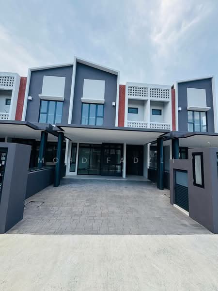 Rumah Teres 2 Tingkat untuk Dijual di Shah Alam (Selangor) - Mohd Fadzli - Exterior - PropertyGuru.com.my