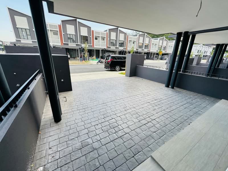 Rumah Teres 2 Tingkat untuk Dijual di Shah Alam (Selangor) - Mohd Fadzli - Exterior - PropertyGuru.com.my