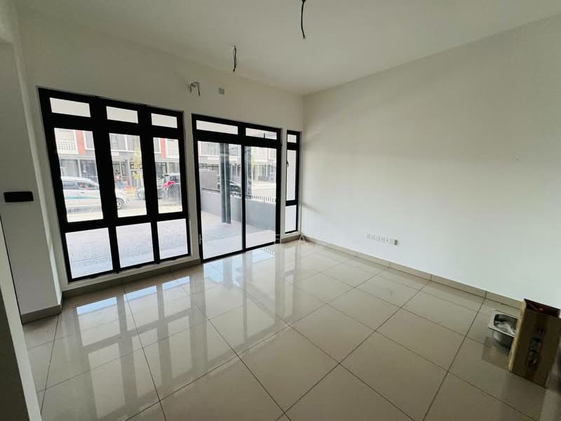 Rumah Teres 2 Tingkat untuk Dijual di Shah Alam (Selangor) - Mohd Fadzli - Living Room - PropertyGuru.com.my
