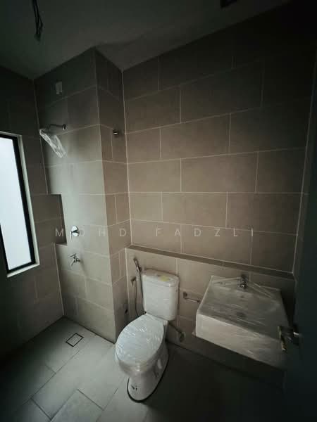 Rumah Teres 2 Tingkat untuk Dijual di Shah Alam (Selangor) - Mohd Fadzli - Bathroom - PropertyGuru.com.my