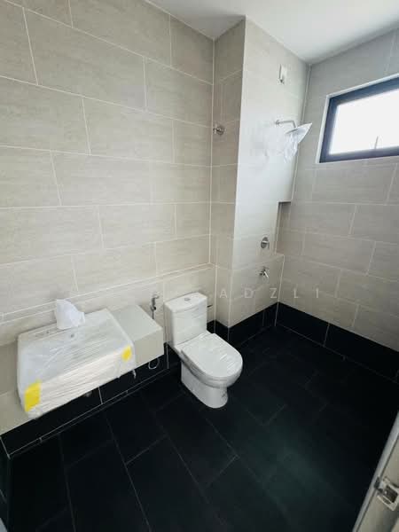 Rumah Teres 2 Tingkat untuk Dijual di Shah Alam (Selangor) - Mohd Fadzli - Bathroom - PropertyGuru.com.my