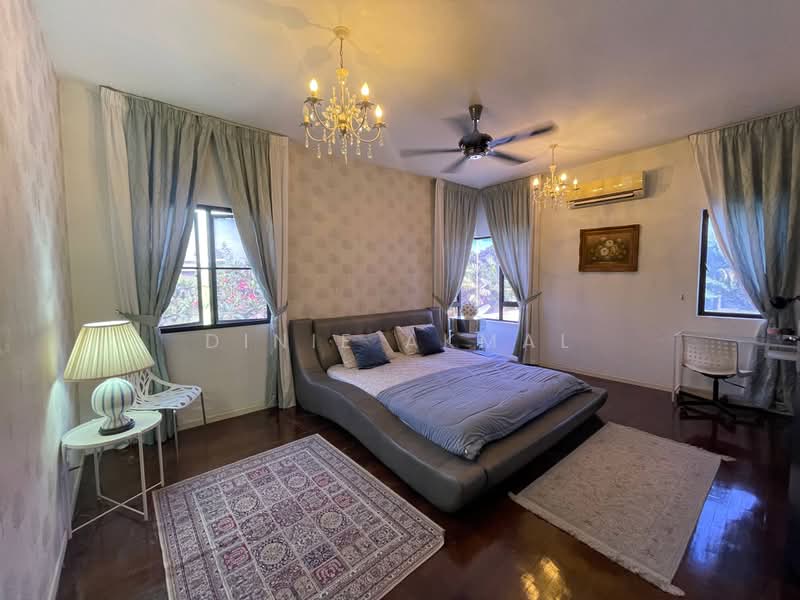Semi-Detached House for Sale in Kajang (Selangor) - Dinie Akmal - PropertyGuru.com.my